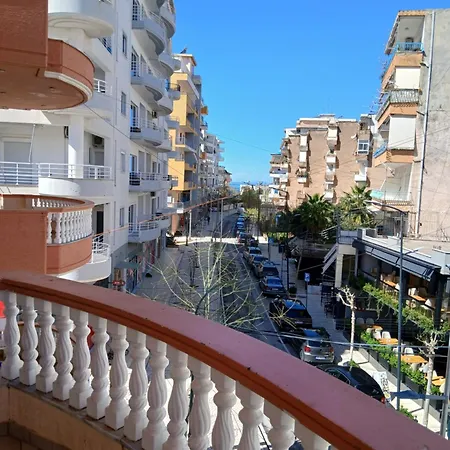 Urania 3 شقة ساراندا